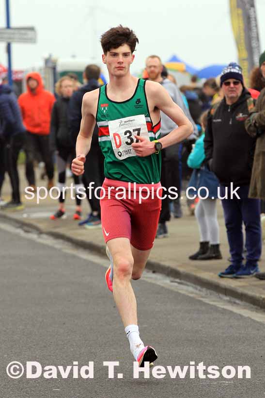 Senior mens 12 Stage 2023 Northern Mens 12 stage and Womens 6 Stage Relays and Young Athletes, Redcar. Photo: David T. Hewitson/Sports for All Pics